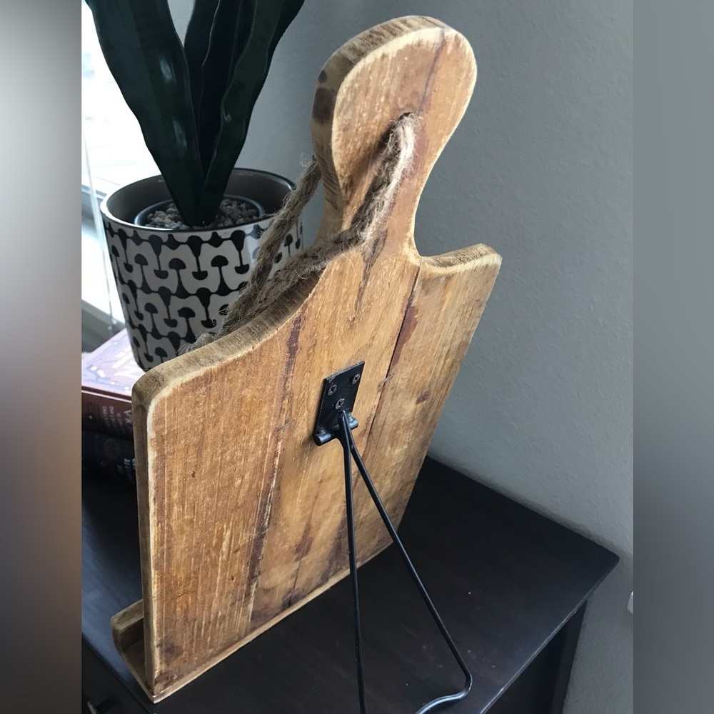 Wooden Stand for Recipe book or iPad - Picture 5 of 5
